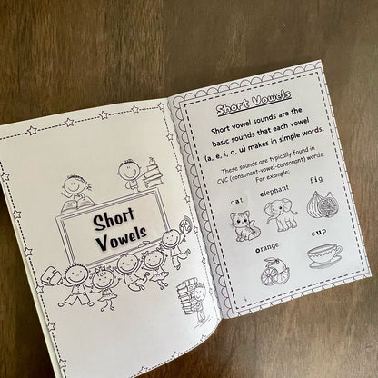 Phonics Funhouse - A Reading book to master phonics .Suitable for 3-6 years