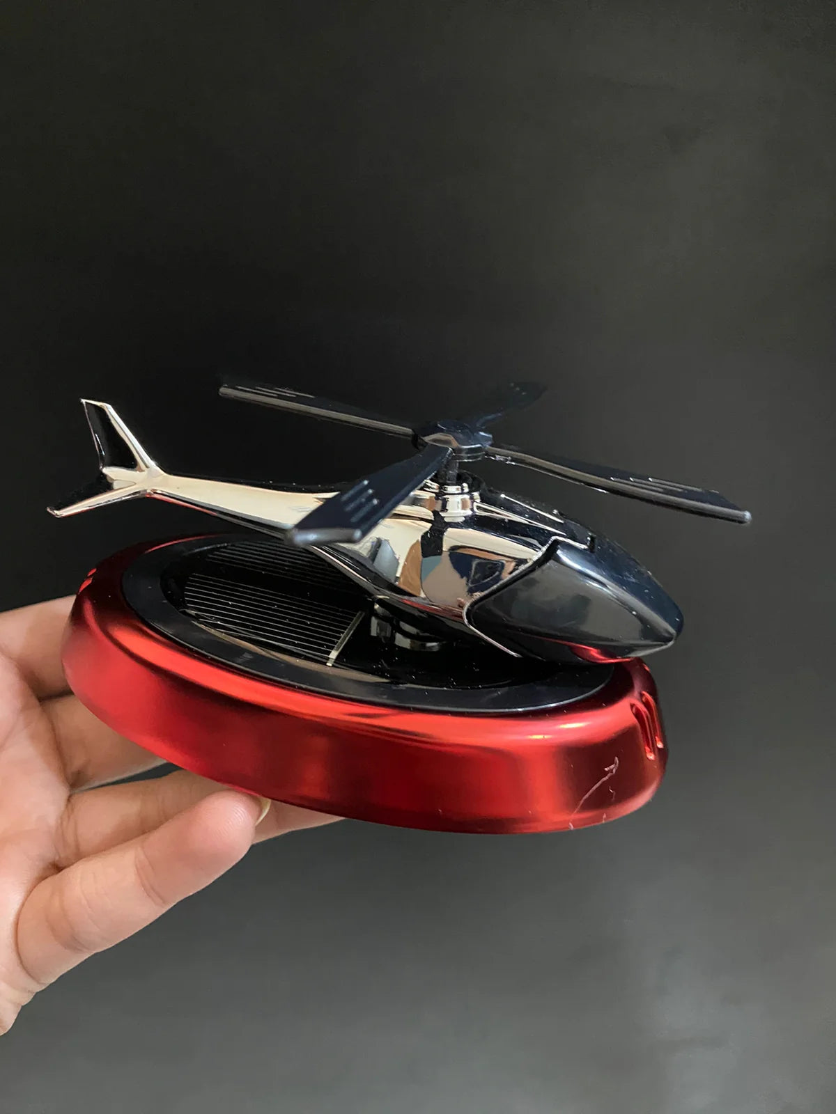 Takeoffbiz Helicopter Solar, Car Air Freshener, Helicopter Solar Energy Rotating Aromatherapy Aviation Al Alloy Diffuser, Interior Decoration Accessories Diffuser for Car and Home car air freshener solor